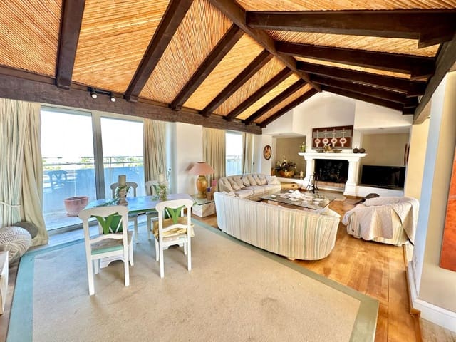 3 quarto Apartamento para venda em Marbella com piscina - 695 000 € (Ref: 10002348)