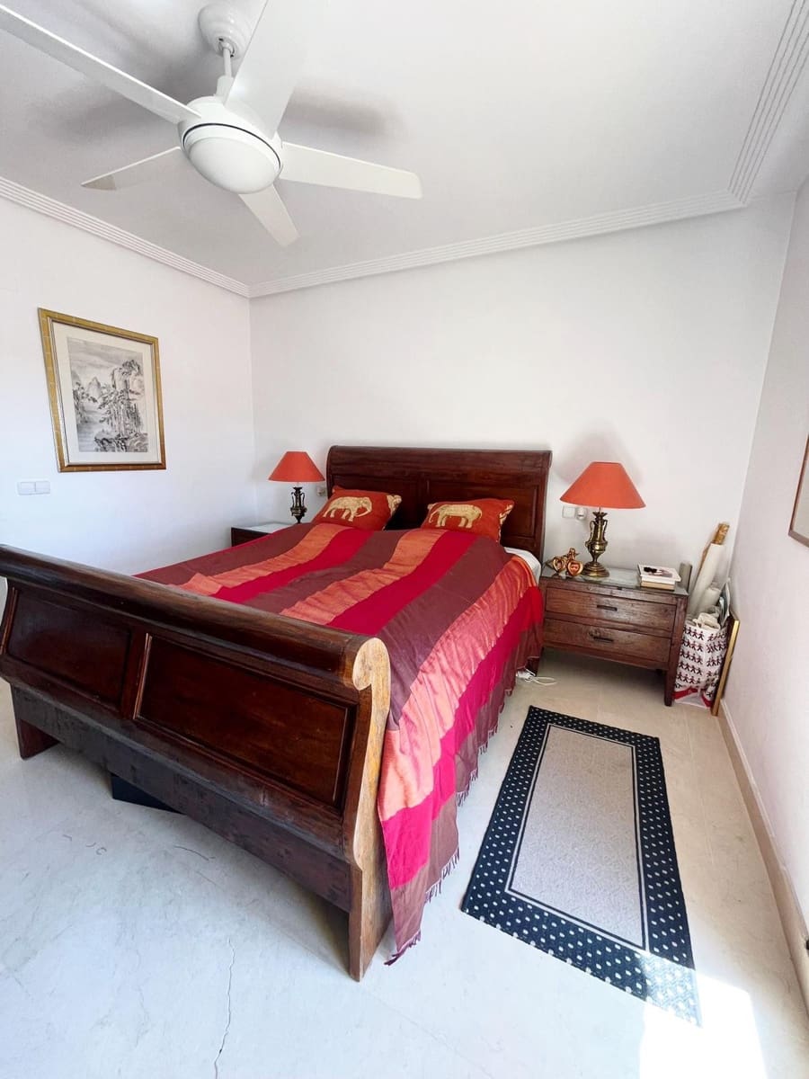 2 sypialnia Apartament na sprzedaż w Marbella z basenem garażem - 450 000 € (Ref: 10002349)
