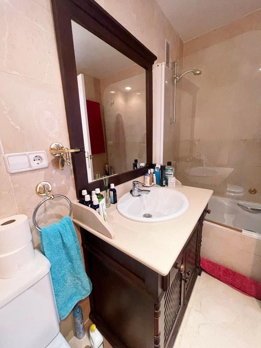 2 sypialnia Apartament na sprzedaż w Marbella z basenem garażem - 450 000 € (Ref: 10002349)