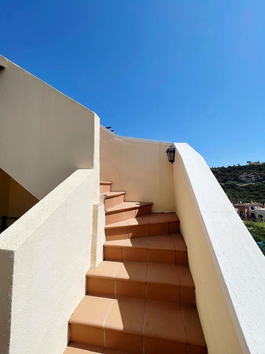 2 sypialnia Apartament na sprzedaż w Marbella z basenem garażem - 450 000 € (Ref: 10002349)