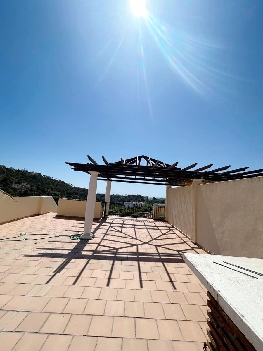 2 sypialnia Apartament na sprzedaż w Marbella z basenem garażem - 450 000 € (Ref: 10002349)