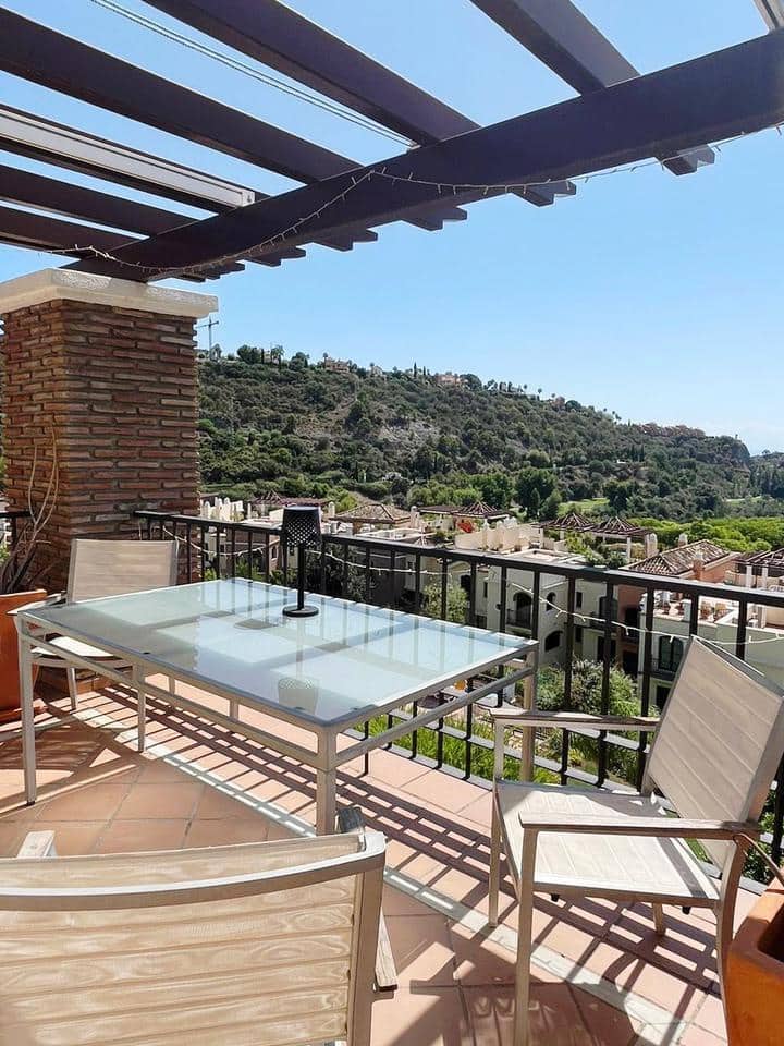 3 sypialnia Apartament na sprzedaż w Marbella z basenem garażem - 500 000 € (Ref: 10002350)