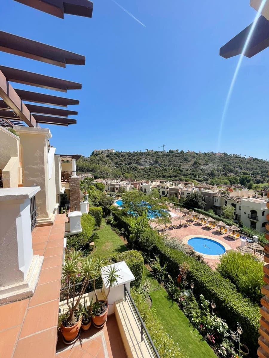 3 sypialnia Apartament na sprzedaż w Marbella z basenem garażem - 500 000 € (Ref: 10002350)