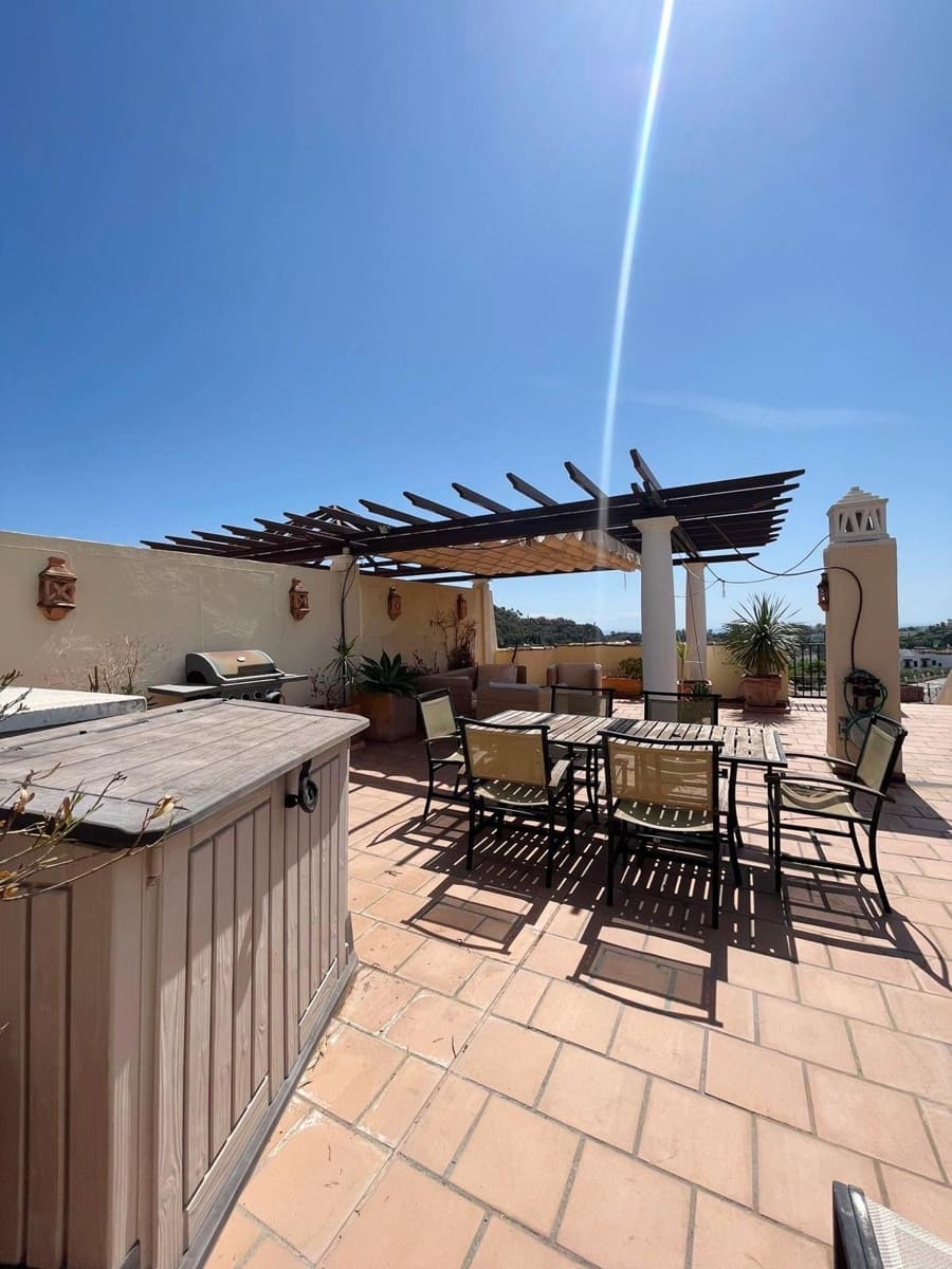 3 sypialnia Apartament na sprzedaż w Marbella z basenem garażem - 500 000 € (Ref: 10002350)