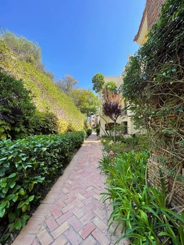 3 sypialnia Apartament na sprzedaż w Marbella z basenem garażem - 500 000 € (Ref: 10002350)