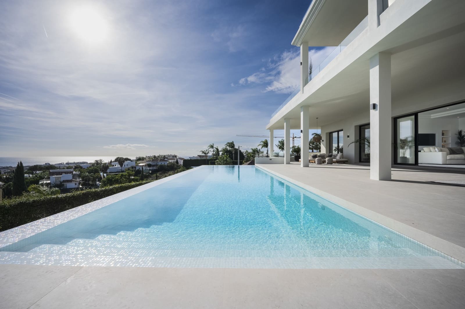 6 Zimmer Villa zu verkaufen in Marbella mit Pool Garage - 9.950.000 € (Ref: 10002352)