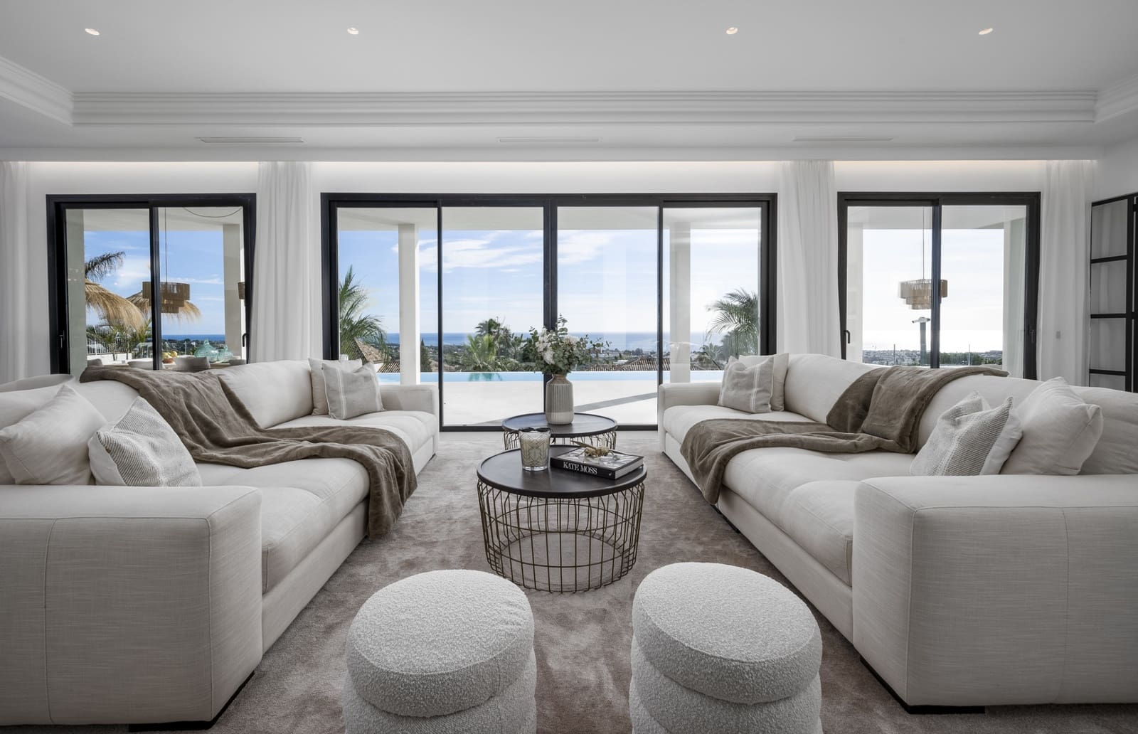 6 Zimmer Villa zu verkaufen in Marbella mit Pool Garage - 9.950.000 € (Ref: 10002352)
