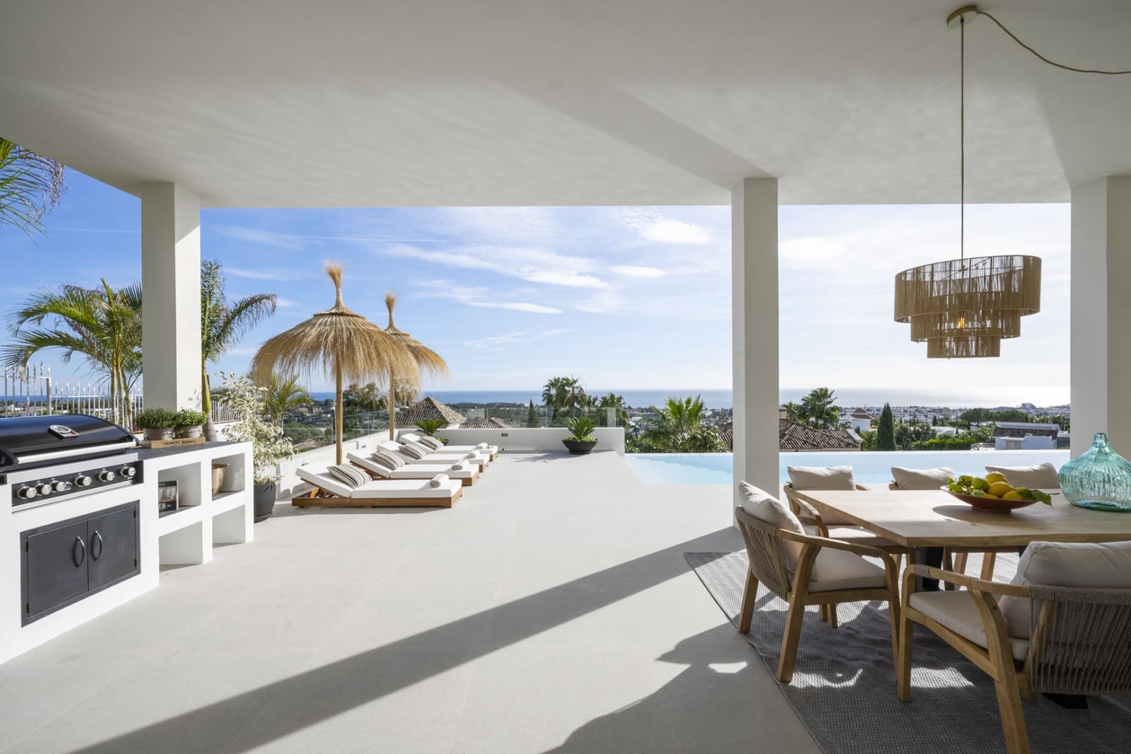 6 Zimmer Villa zu verkaufen in Marbella mit Pool Garage - 9.950.000 € (Ref: 10002352)