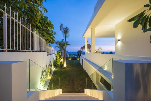 6 Zimmer Villa zu verkaufen in Marbella mit Pool Garage - 9.950.000 € (Ref: 10002352)