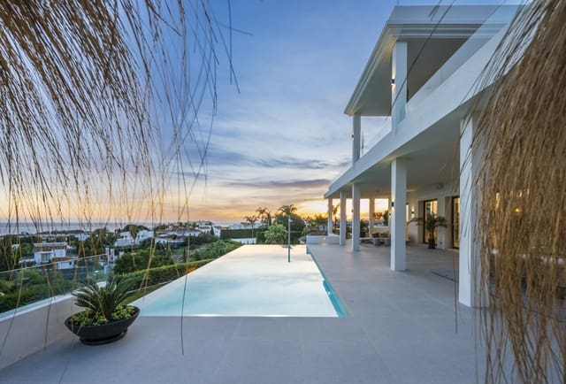 6 Zimmer Villa zu verkaufen in Marbella mit Pool Garage - 9.950.000 € (Ref: 10002352)