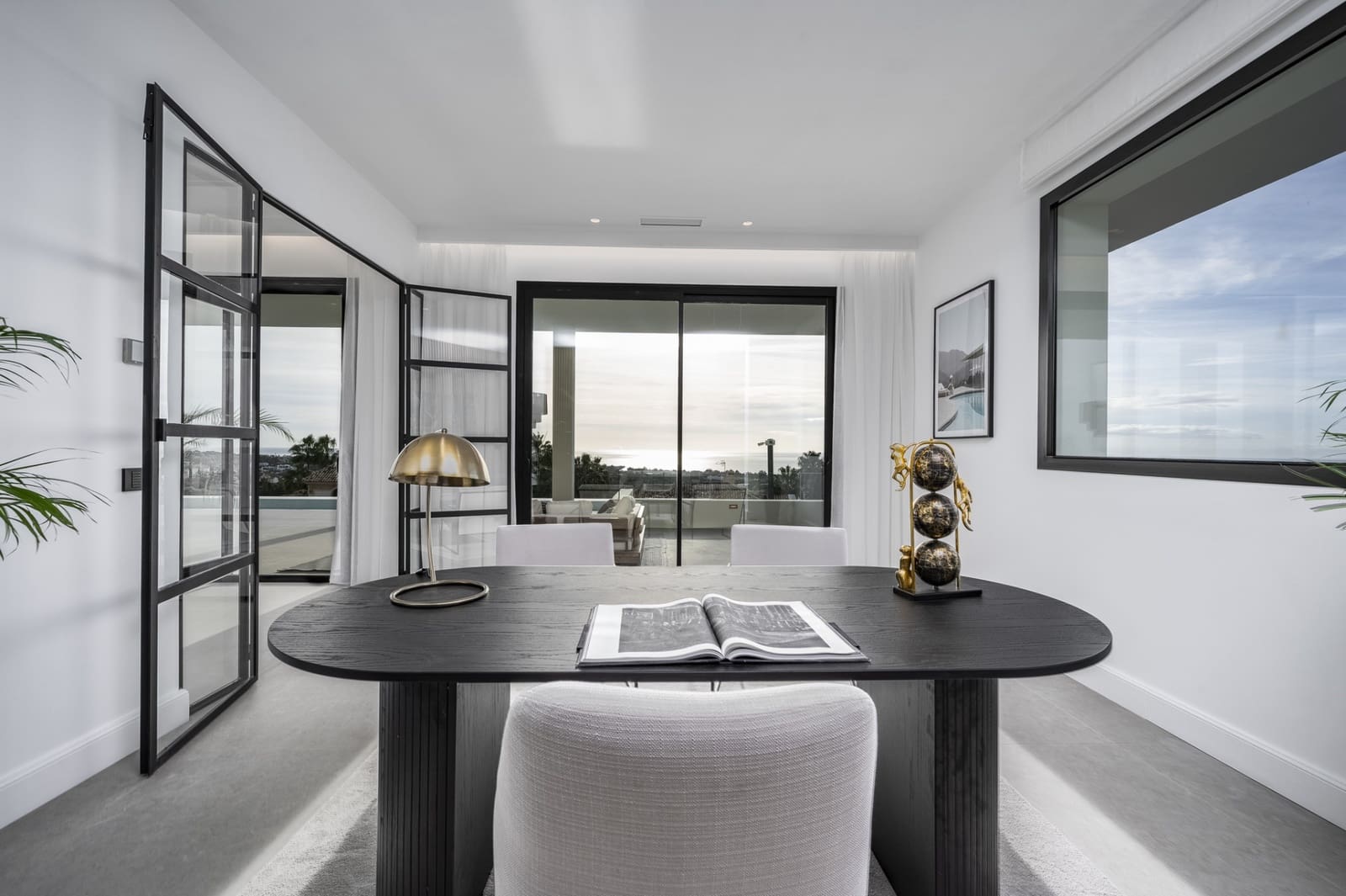6 Zimmer Villa zu verkaufen in Marbella mit Pool Garage - 9.950.000 € (Ref: 10002352)
