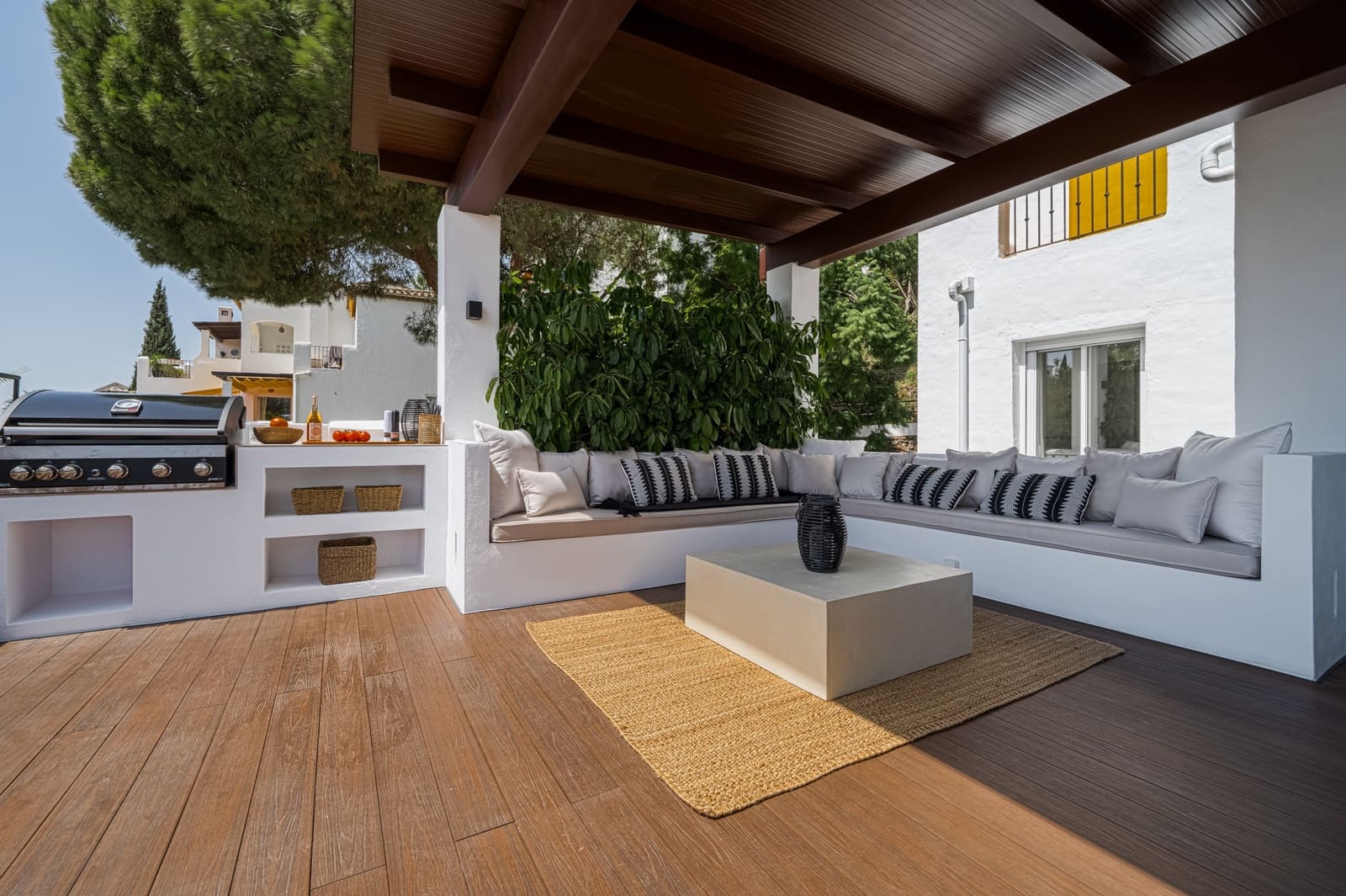 3 chambre Appartement à vendre à Marbella avec piscine garage - 995 000 € (Ref: 10002353)