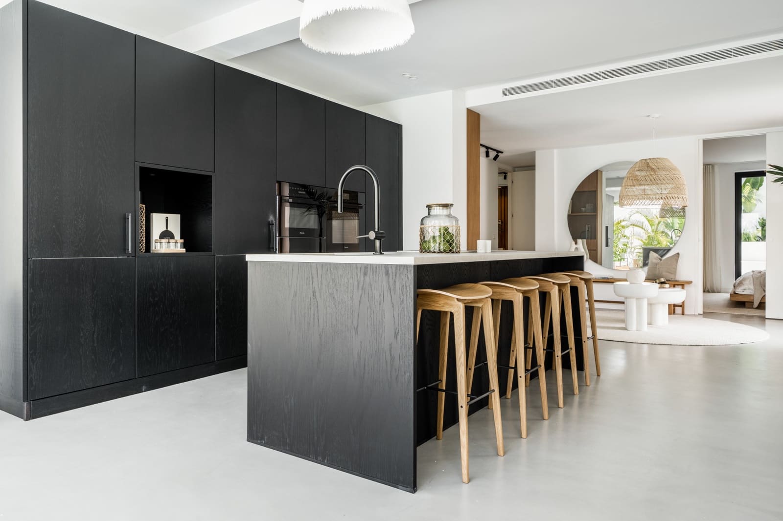 4 sypialnia Willa na sprzedaż w Marbella z basenem garażem - 2 650 000 € (Ref: 10002355)