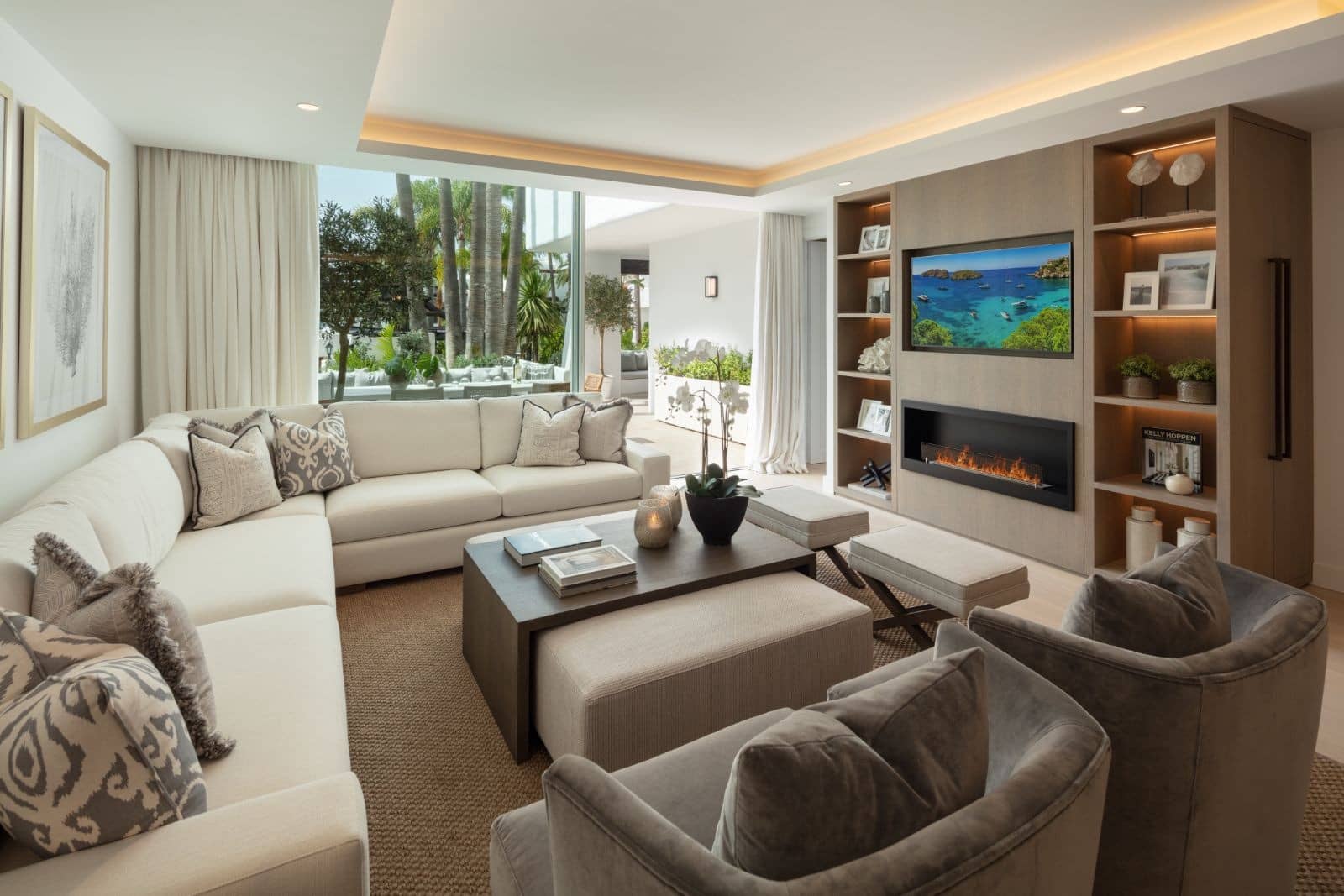 4 sypialnia Apartament na sprzedaż w Marbella z basenem garażem - 3 750 000 € (Ref: 10002358)