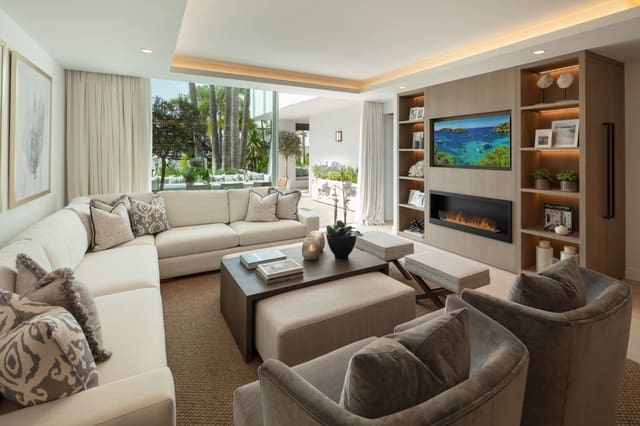4 sypialnia Apartament na sprzedaż w Marbella z basenem garażem - 3 750 000 € (Ref: 10002358)