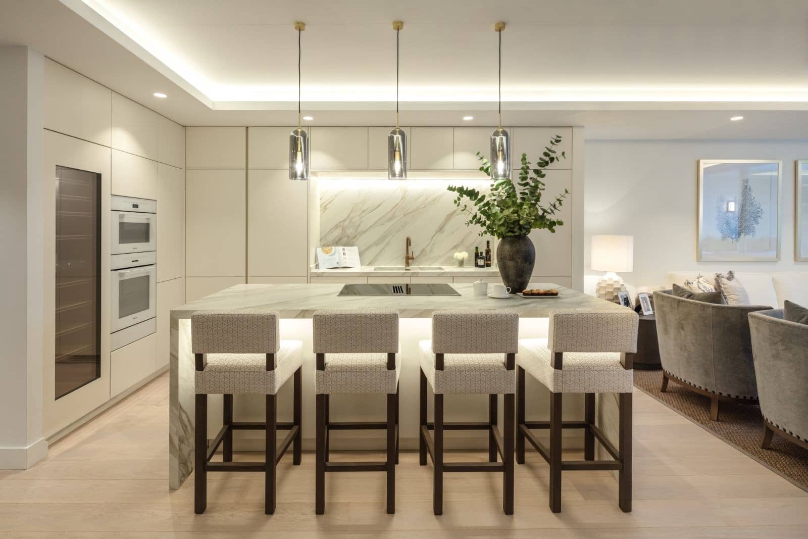 4 sypialnia Apartament na sprzedaż w Marbella z basenem garażem - 3 750 000 € (Ref: 10002358)