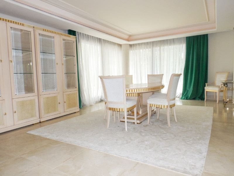 6 bedroom Villa for sale in Marbella with pool garage - € 6,595,000 (Ref: 10002359)