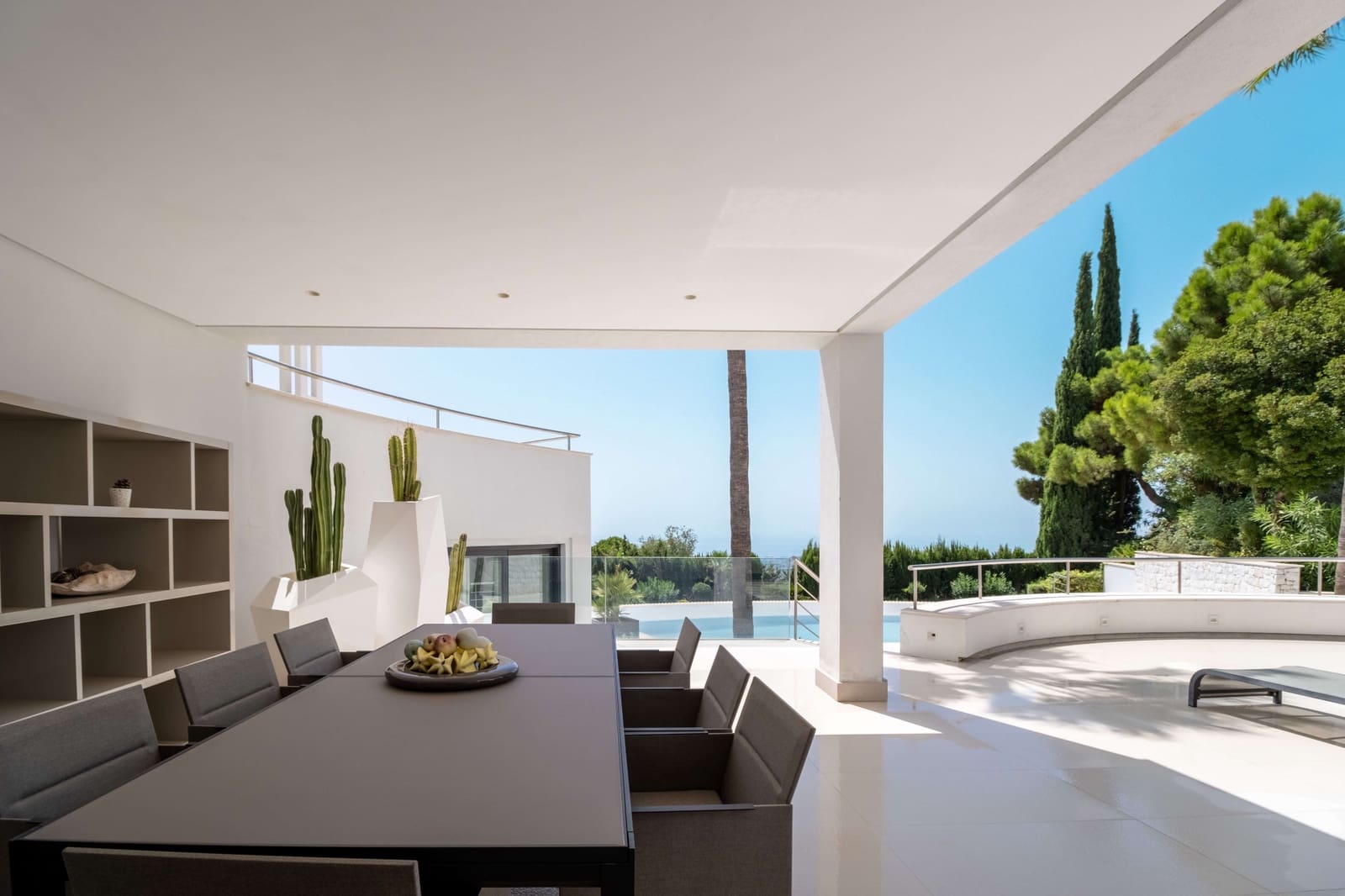 5 bedroom Villa for sale in Marbella with pool garage - € 9,400,000 (Ref: 10002360)