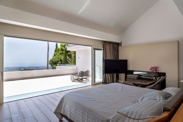 5 soveværelse Villa til salg i Marbella med swimmingpool garage - € 9.400.000 (Ref: 10002360)