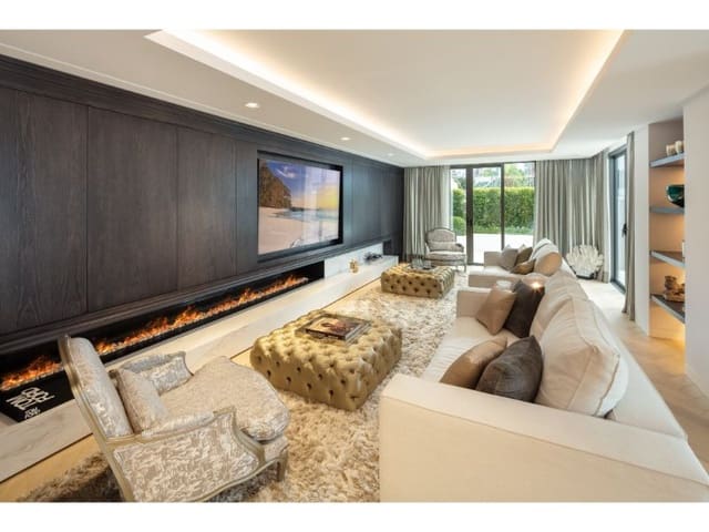 4 sypialnia Willa na sprzedaż w Marbella z basenem garażem - 9 695 000 € (Ref: 10002363)