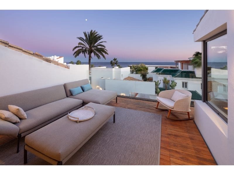 4 sypialnia Willa na sprzedaż w Marbella z basenem garażem - 9 695 000 € (Ref: 10002363)