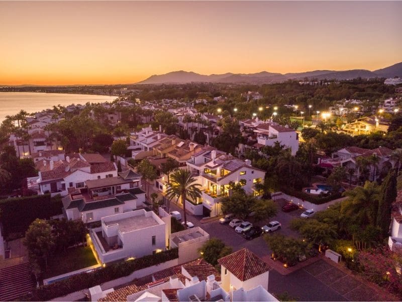 4 sypialnia Willa na sprzedaż w Marbella z basenem garażem - 9 695 000 € (Ref: 10002363)