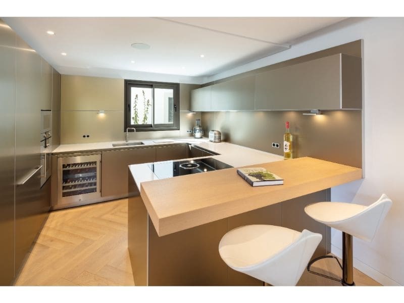 4 sypialnia Willa na sprzedaż w Marbella z basenem garażem - 9 695 000 € (Ref: 10002363)