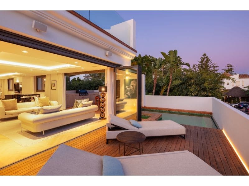4 sypialnia Willa na sprzedaż w Marbella z basenem garażem - 9 695 000 € (Ref: 10002363)