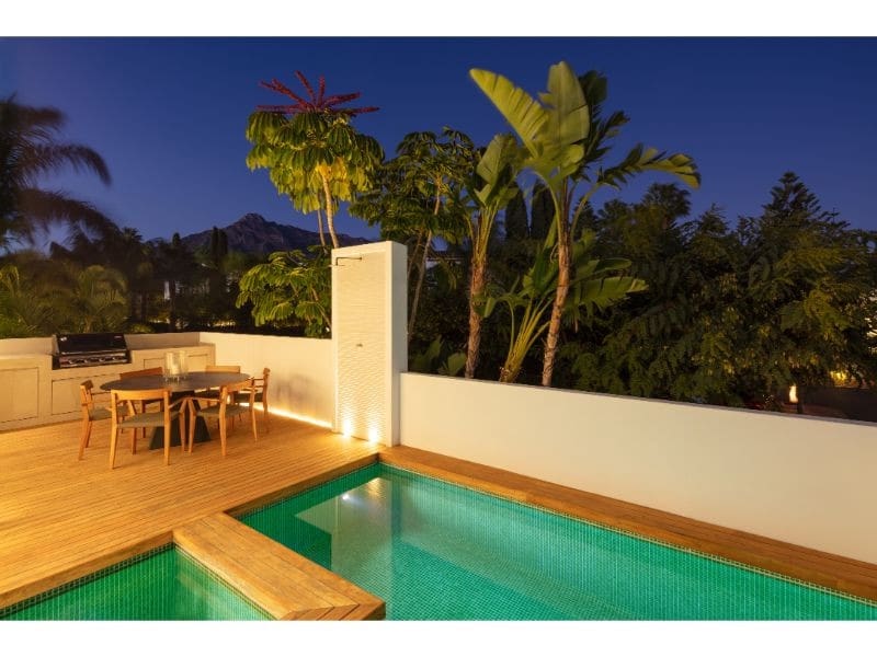 4 sypialnia Willa na sprzedaż w Marbella z basenem garażem - 9 695 000 € (Ref: 10002363)