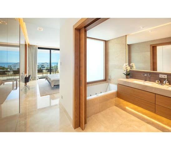 3 sypialnia Apartament na sprzedaż w Marbella z basenem garażem - 2 995 000 € (Ref: 10002364)