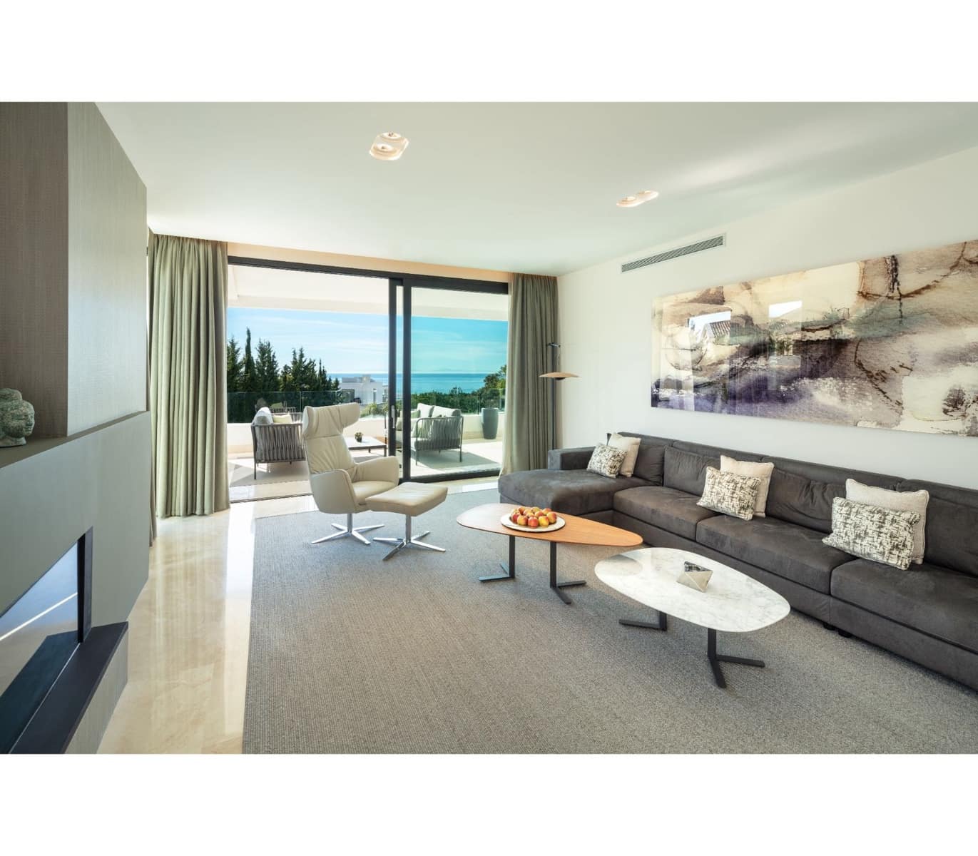 3 sypialnia Apartament na sprzedaż w Marbella z basenem garażem - 2 995 000 € (Ref: 10002364)