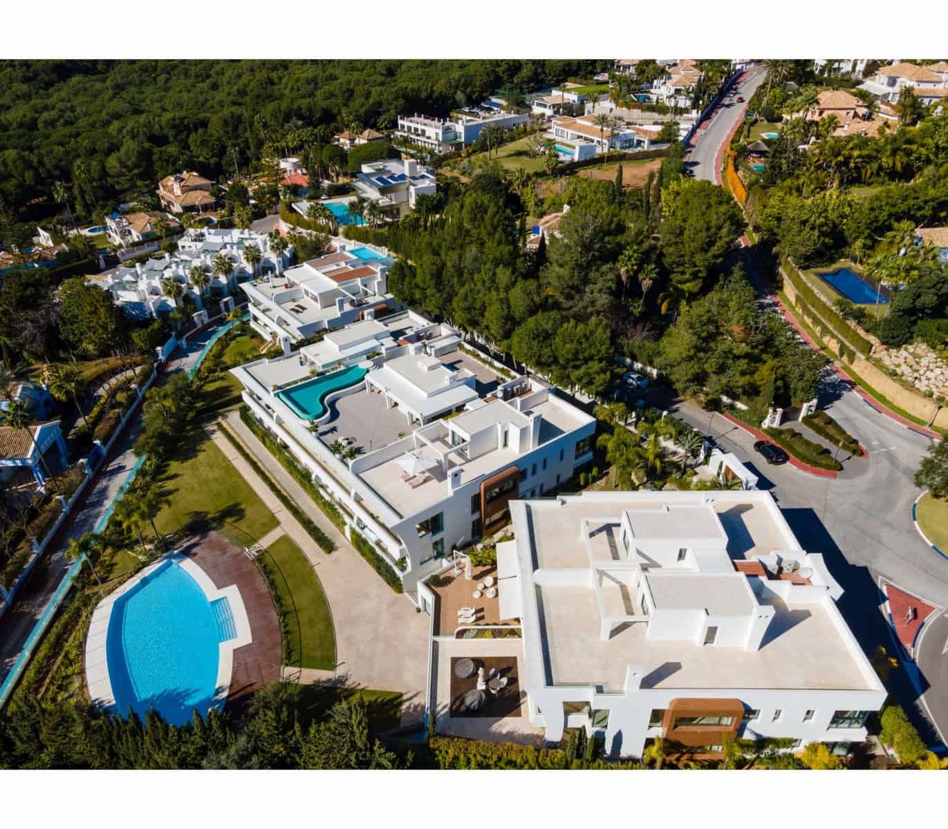 3 sypialnia Apartament na sprzedaż w Marbella z basenem garażem - 2 995 000 € (Ref: 10002364)
