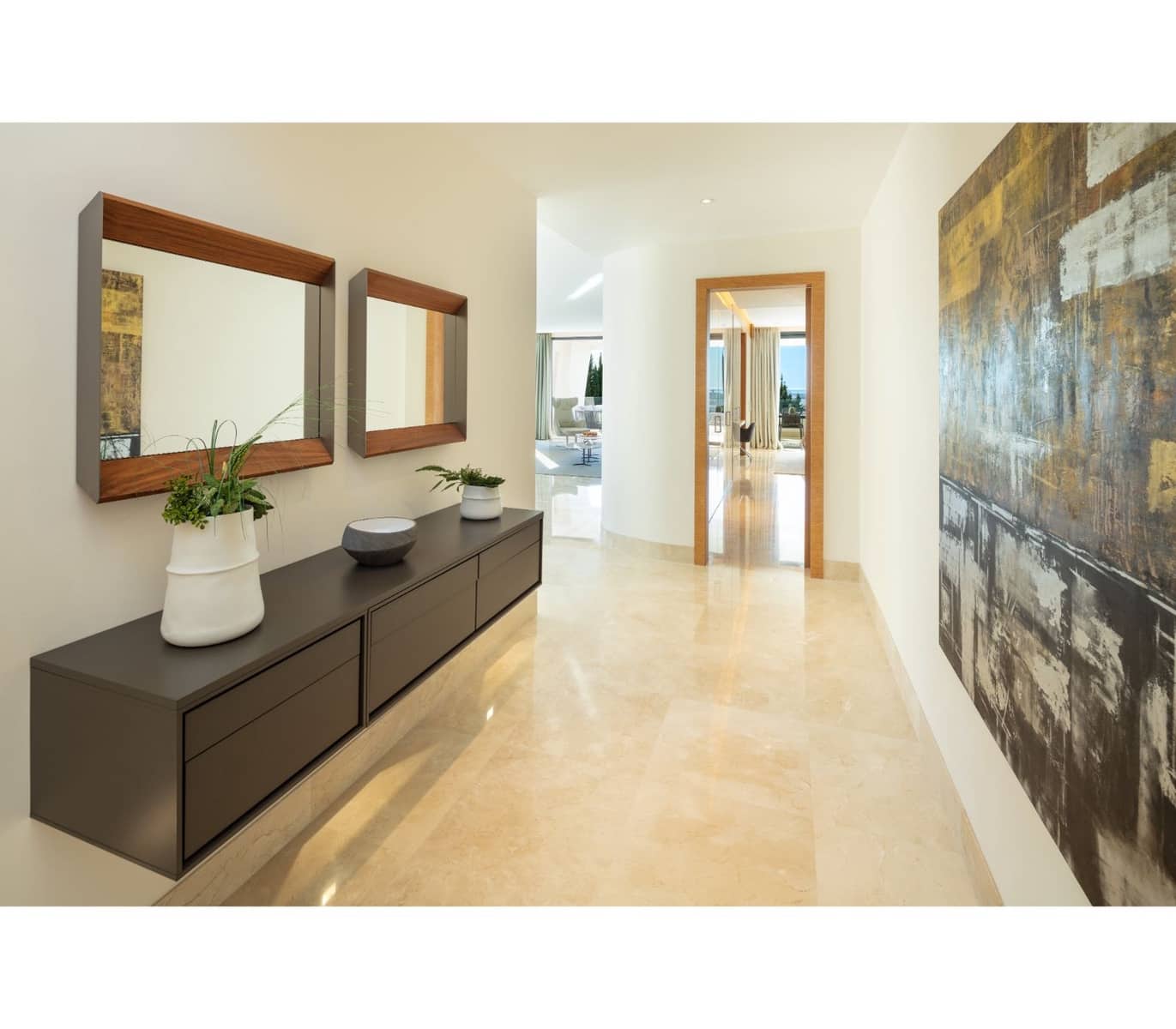 3 sypialnia Apartament na sprzedaż w Marbella z basenem garażem - 2 995 000 € (Ref: 10002364)