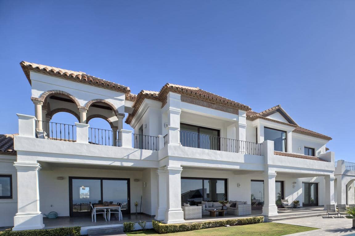 6 soveværelse Villa til salg i Marbella med swimmingpool garage - € 3.195.000 (Ref: 10002365)