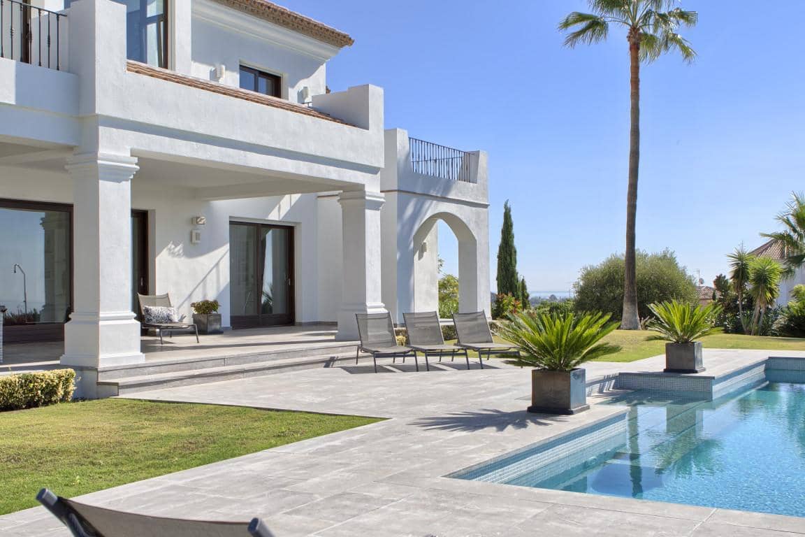 6 soveværelse Villa til salg i Marbella med swimmingpool garage - € 3.195.000 (Ref: 10002365)