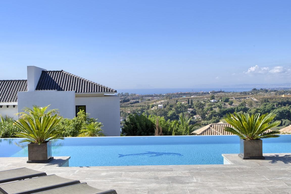 6 soveværelse Villa til salg i Marbella med swimmingpool garage - € 3.195.000 (Ref: 10002365)