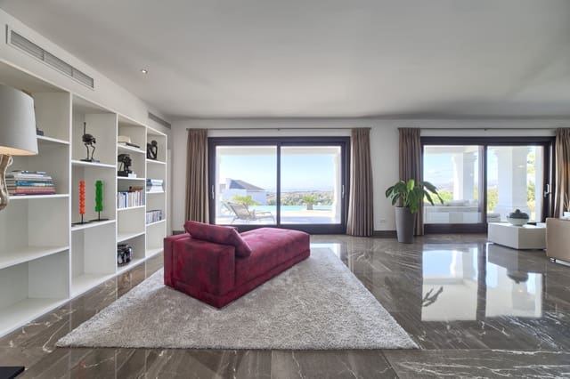 6 soveværelse Villa til salg i Marbella med swimmingpool garage - € 3.195.000 (Ref: 10002365)