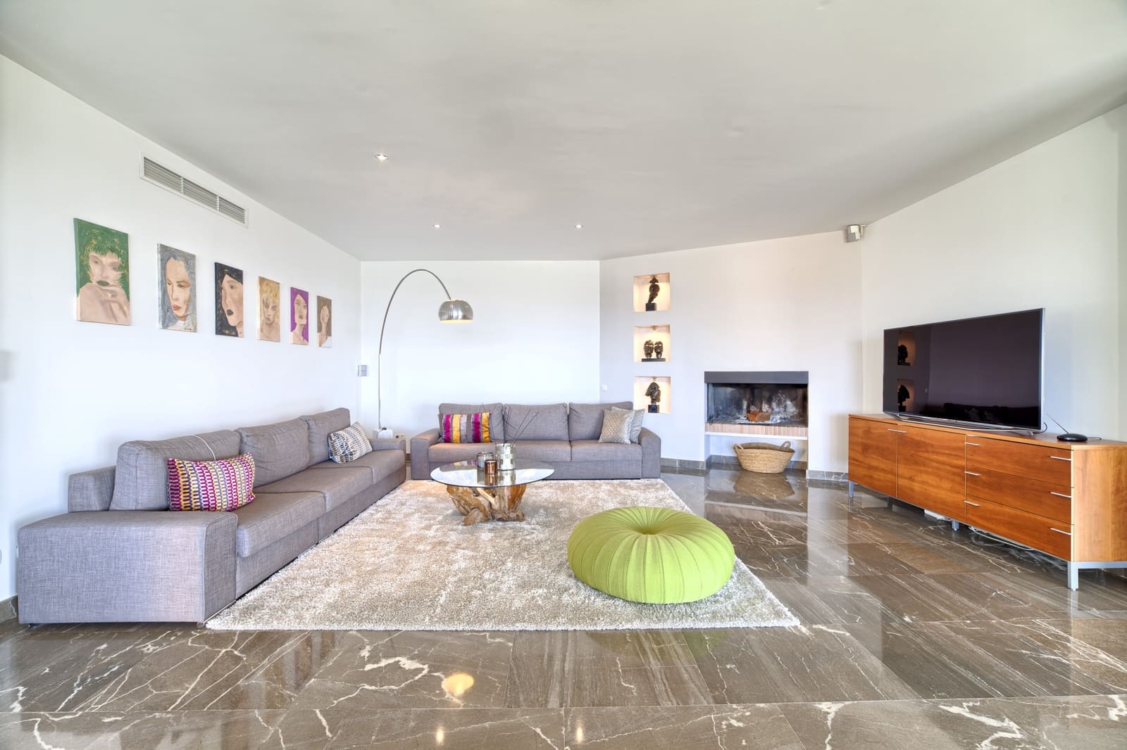 6 soveværelse Villa til salg i Marbella med swimmingpool garage - € 3.195.000 (Ref: 10002365)