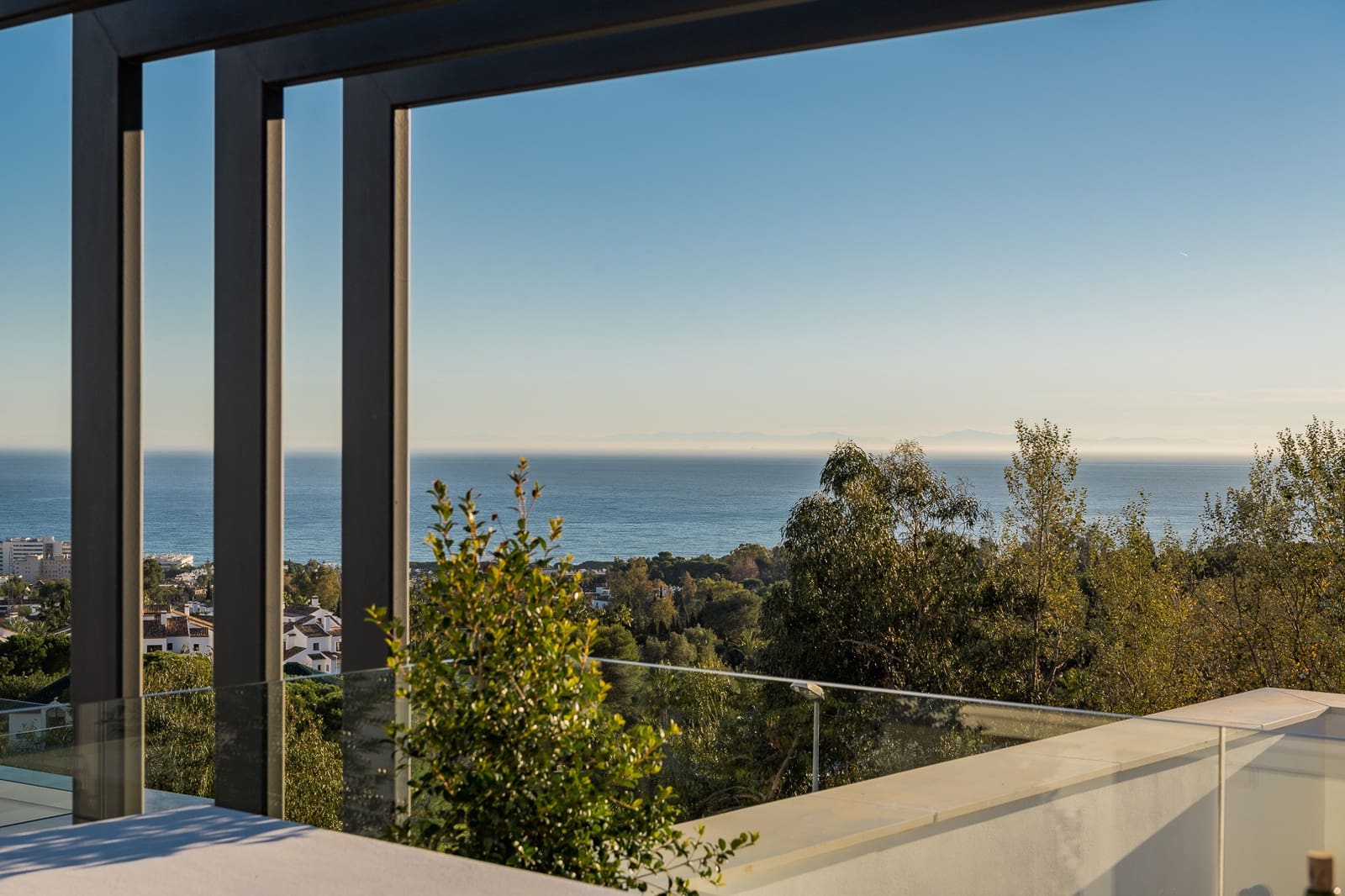 3 soverom Villa til salgs i Marbella med svømmebasseng garasje - € 1 950 000 (Ref: 10002368)