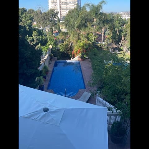 4 Zimmer Haus zu verkaufen in Nueva Andalucia, Marbella mit Pool Garage - 950.000 € (Ref: 10002375)