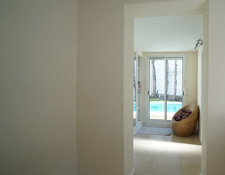 6 quarto Moradia para venda em Nueva Andalucia com piscina garagem - 1 100 000 € (Ref: 10065707)