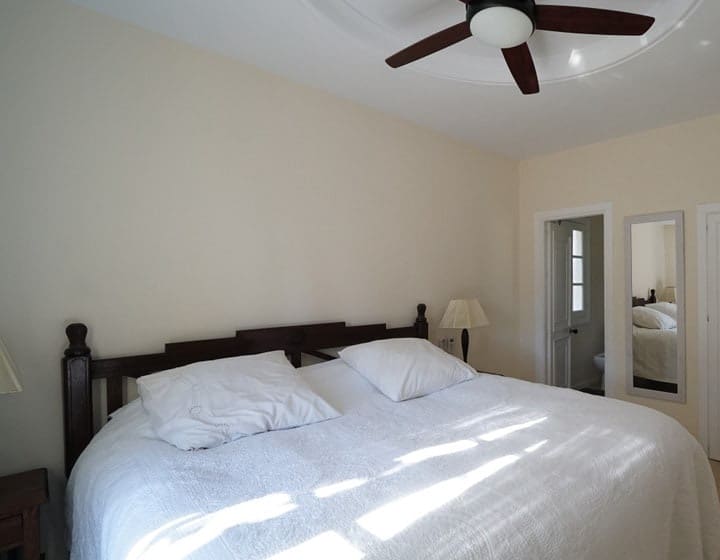 6 quarto Moradia para venda em Nueva Andalucia com piscina garagem - 1 100 000 € (Ref: 10065707)