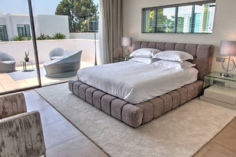 7 Zimmer Villa zu verkaufen in Puerto Banus mit Pool Garage - 4.950.000 € (Ref: 10065709)