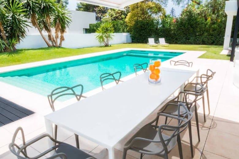7 Zimmer Villa zu verkaufen in Puerto Banus mit Pool Garage - 4.950.000 € (Ref: 10065709)