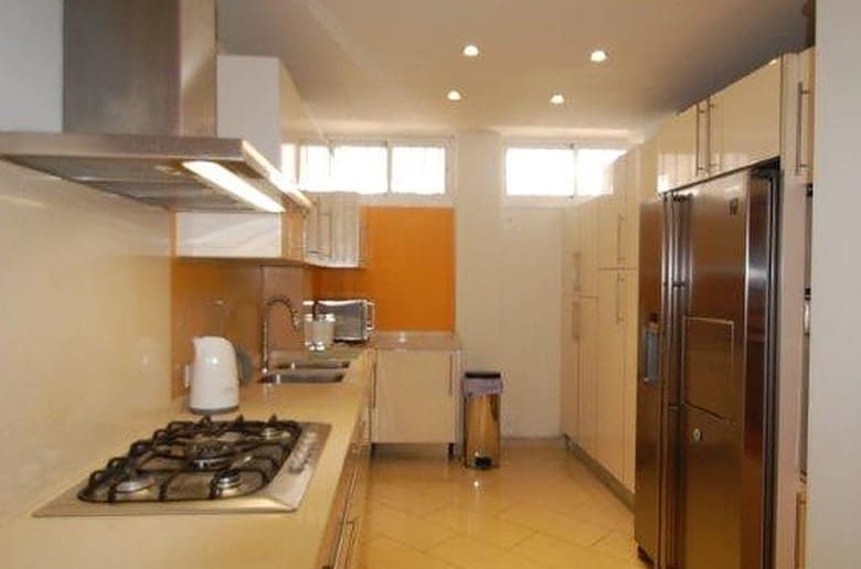 3 soveværelse Lejlighed til salg i Nueva Andalucia med swimmingpool garage - € 339.000 (Ref: 10065710)