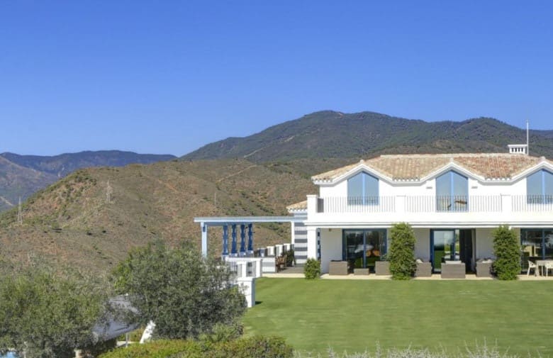 5 bedroom Villa for sale in Marbella with pool garage - € 4,900,000 (Ref: 10065715)