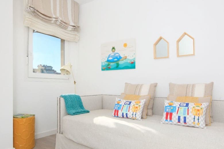 3 chambre Appartement à vendre à Nueva Andalucia avec piscine garage - 320 000 € (Ref: 10065718)