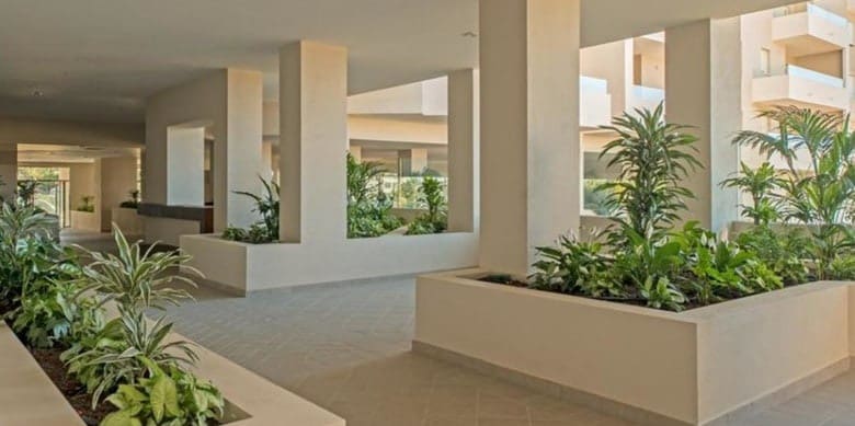 3 chambre Appartement à vendre à Nueva Andalucia avec piscine garage - 320 000 € (Ref: 10065718)