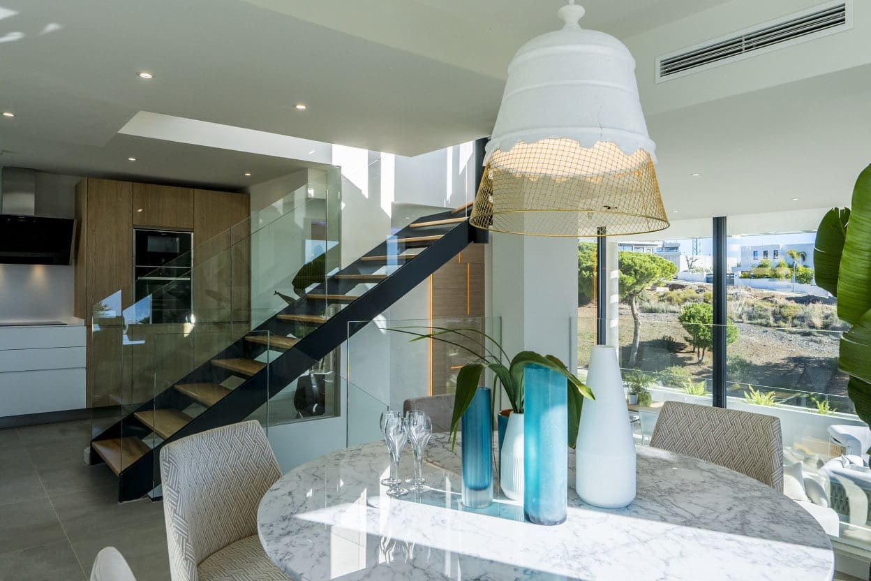 3 soveværelse Villa til salg i Marbella med swimmingpool garage - € 980.000 (Ref: 10065745)