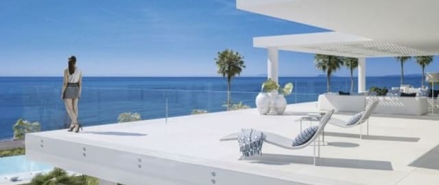 3 bedroom Apartment for sale in Marbella with pool - € 2,675,000 (Ref: 10065752)